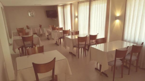 Отель Hotel Recanto  Лажеаду